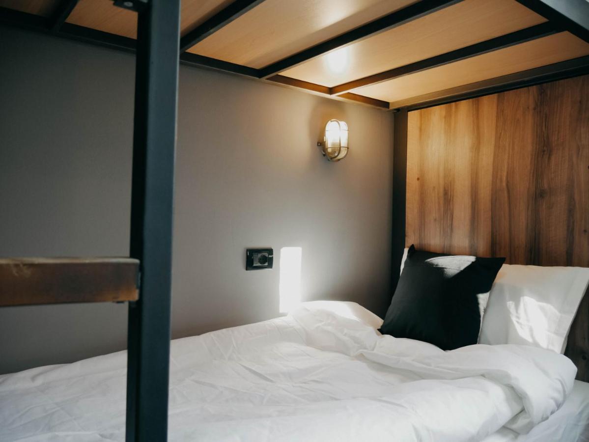 The Maze Hostel Tiranë Eksteriør bilde