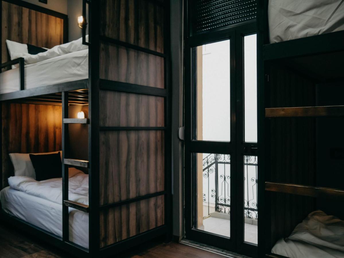 The Maze Hostel Tiranë Eksteriør bilde