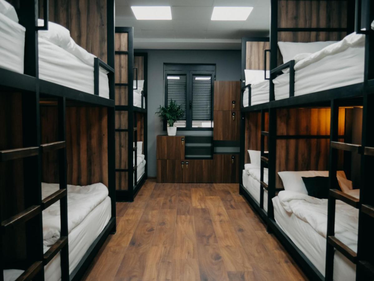 The Maze Hostel Tiranë Eksteriør bilde