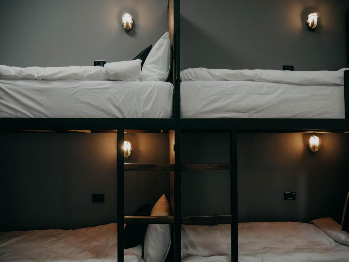The Maze Hostel Tiranë Eksteriør bilde