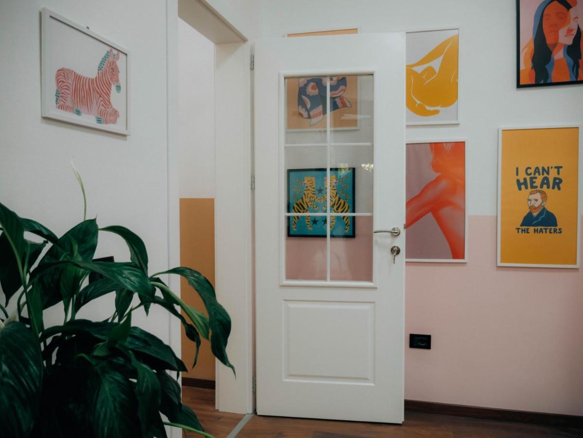 The Maze Hostel Tiranë Eksteriør bilde